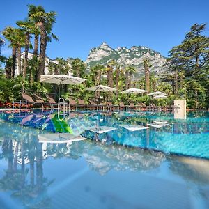 Parc Hotel Flora S